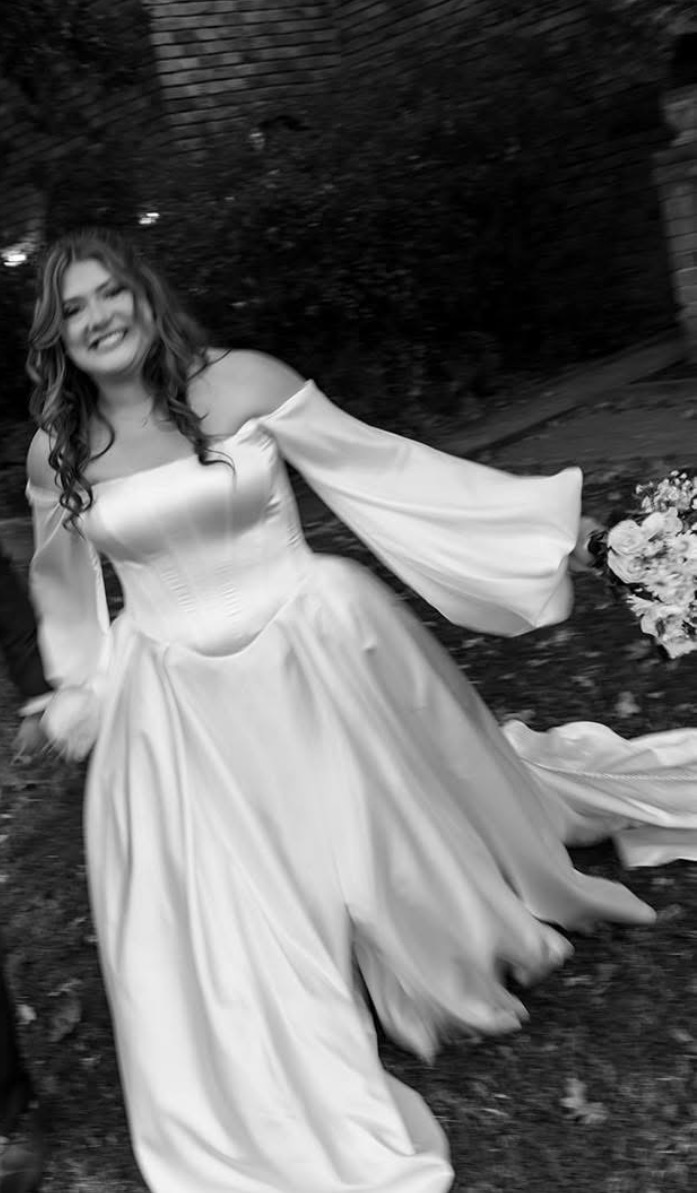 Dallas bridal makeup artist soft romantic bridal glam at Clark Gardens DFW wedding